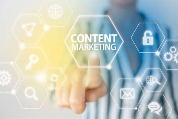 Giữa nhiều chiến lược marketing cho B2B, content marketing vẫn giữ vị trí top đầu được nhiều người áp dụng cho đến hiện tại